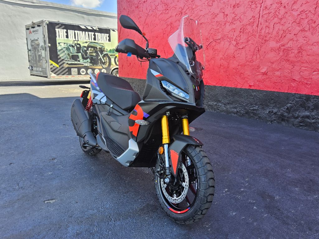 2027 Aprilia SR GT 400 Rally - $7,499