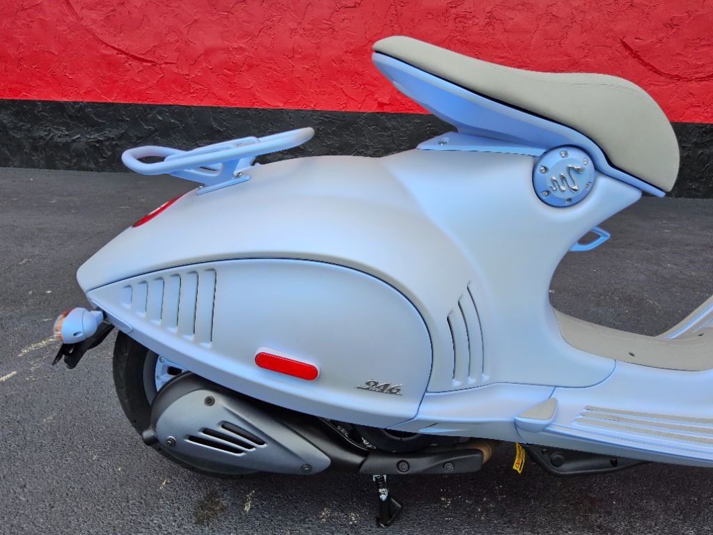 2025 Vespa 946 - $9,995