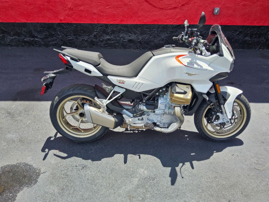 2023 Moto Guzzi V100 - $10,500