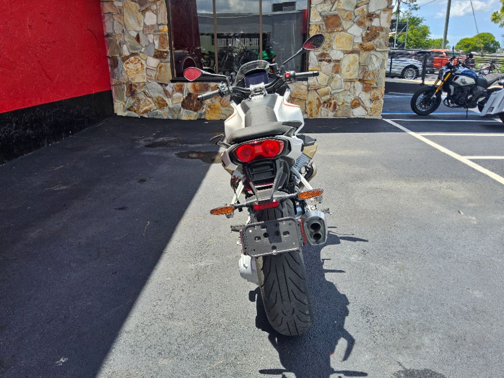 2023 Moto Guzzi V100 - $9,500