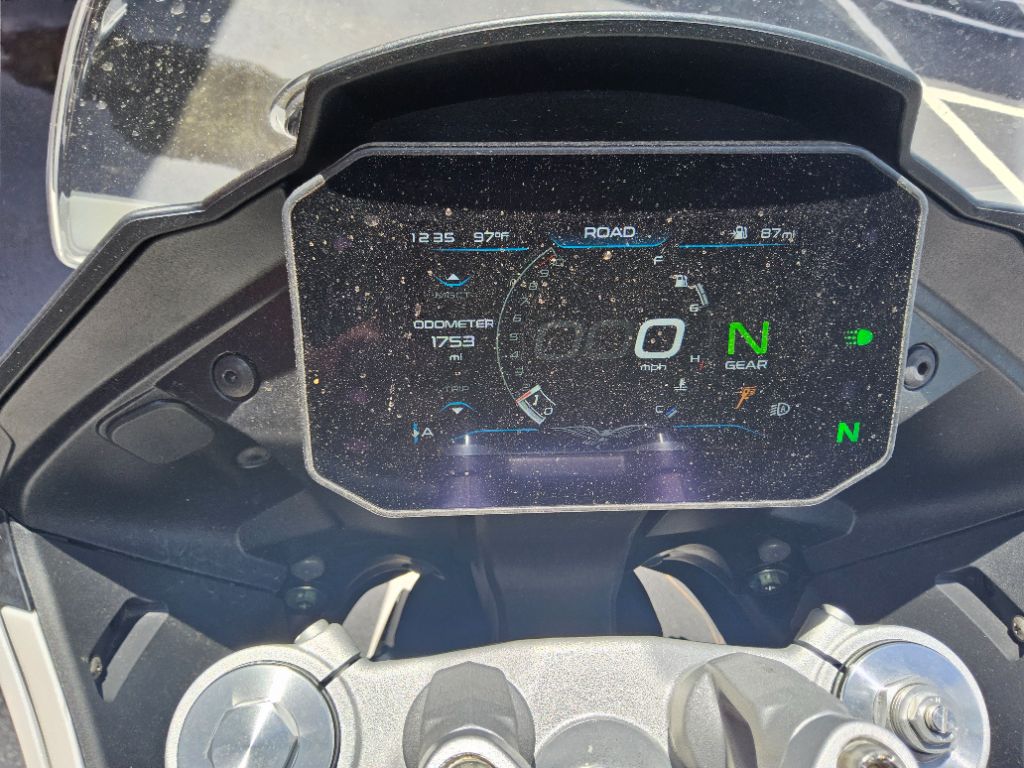 2023 Moto Guzzi V100 - $9,500