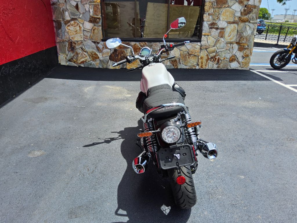 2027 Moto Guzzi V7 Special 1969 - $10,490