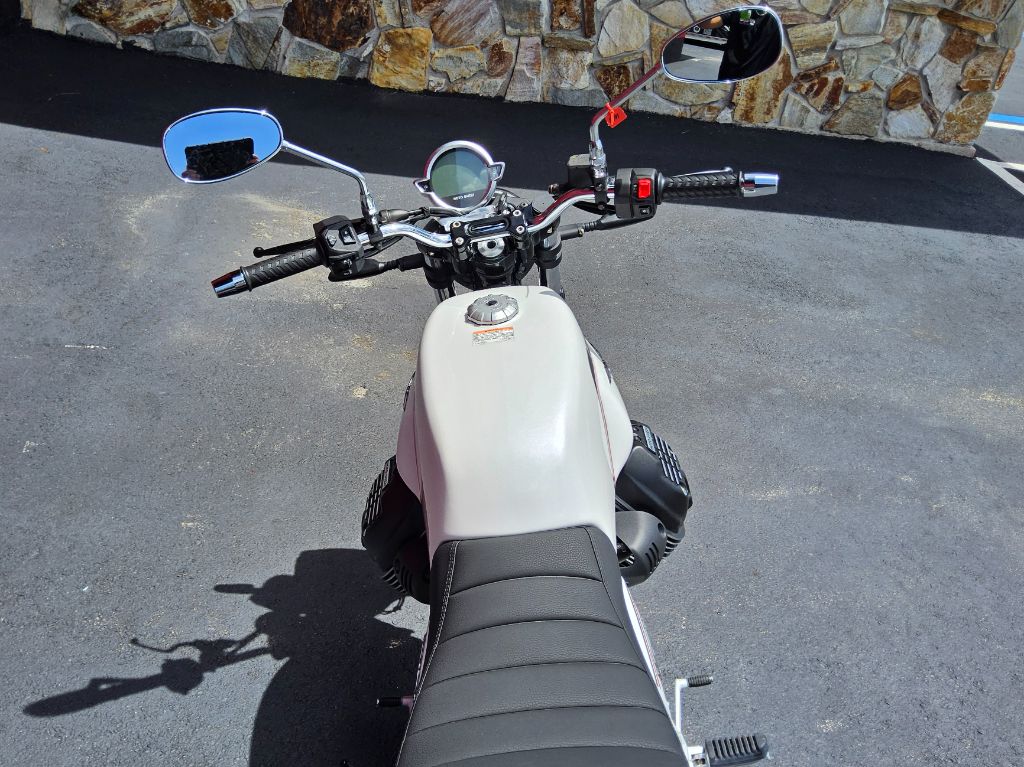 2027 Moto Guzzi V7 Special 1969 - $10,490