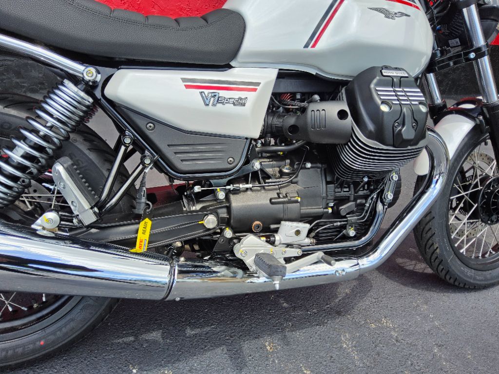 2027 Moto Guzzi V7 Special 1969 - $10,490