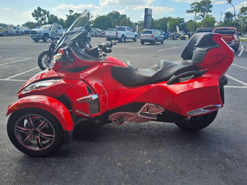 2012 Can-am Spyder - $7,995