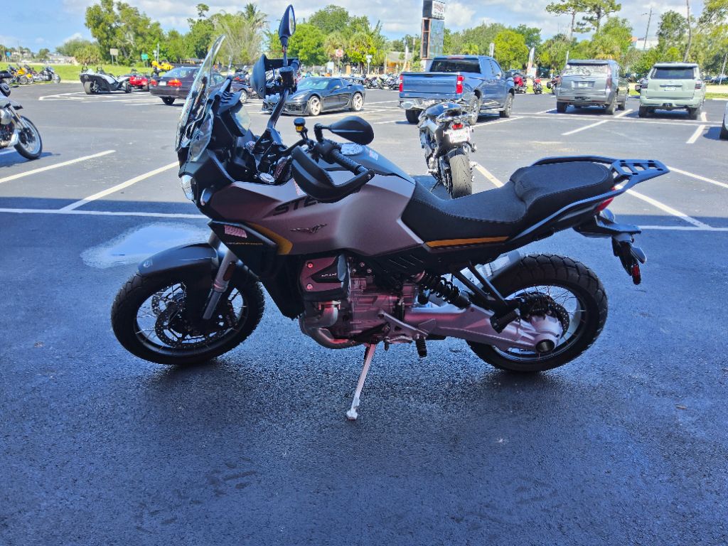 2027 Moto Guzzi Stelvio PFF  - $17,590