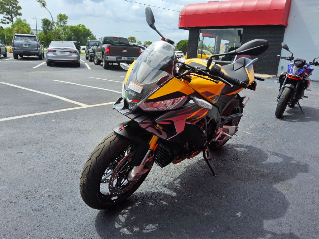 2027 Aprilia Tuono V4 1100 - $16,699
