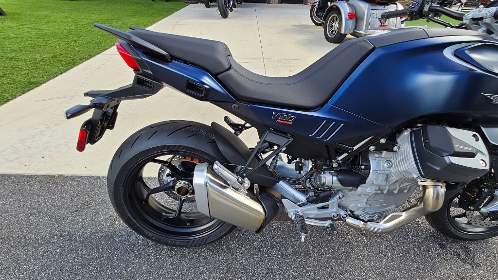 2025 Moto Guzzi V100 - $11,995