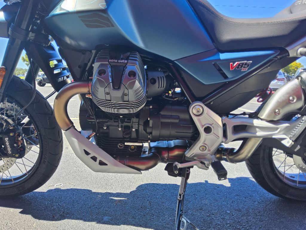 2027 Moto Guzzi V85 Tt - $14,390