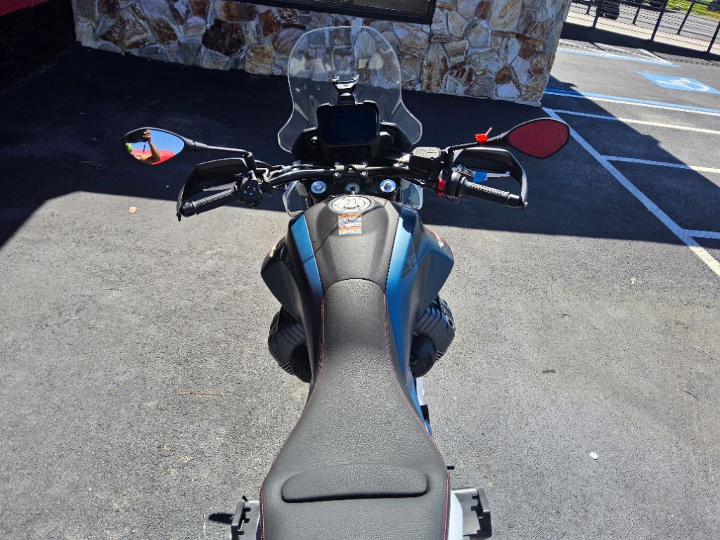 2027 Moto Guzzi V85 Tt - $14,390