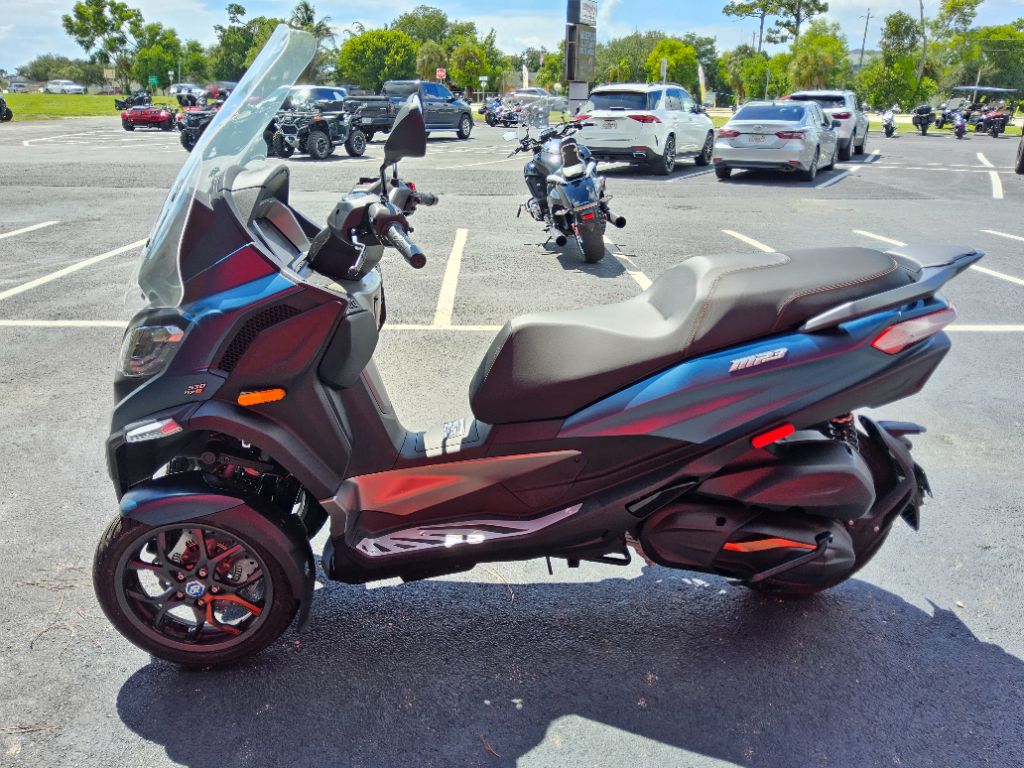 2025 Piaggio Mp3 - $9,995