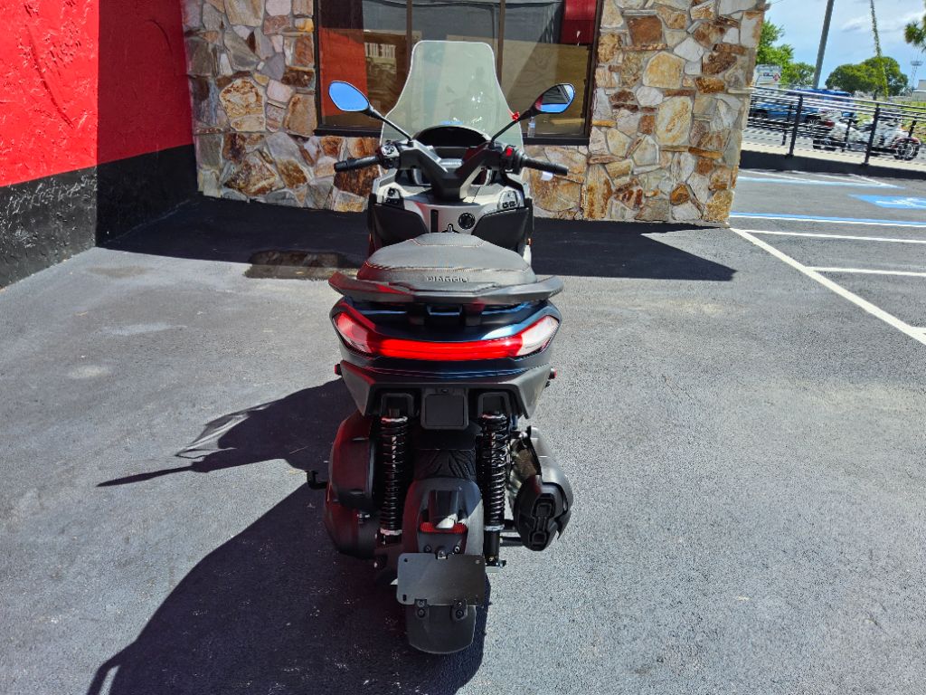 2025 Piaggio Mp3 - $9,995