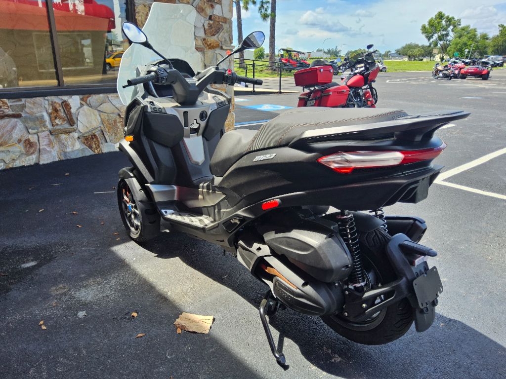 2025 Piaggio Mp3 - $9,995