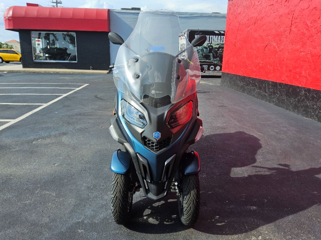 2025 Piaggio Mp3 - $9,995