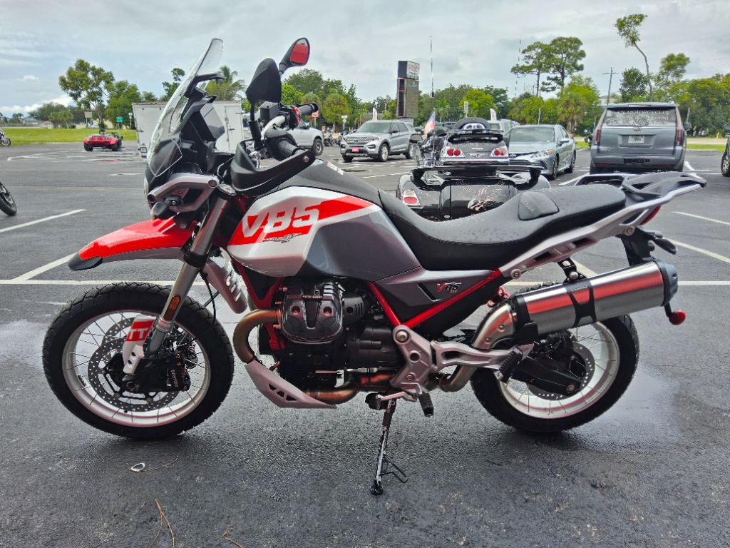 2027 Moto Guzzi V85 Tt - $12,790