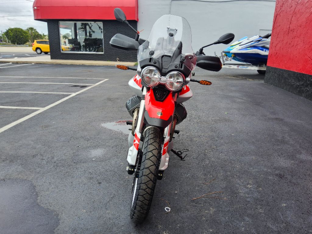 2027 Moto Guzzi V85 Tt - $12,790