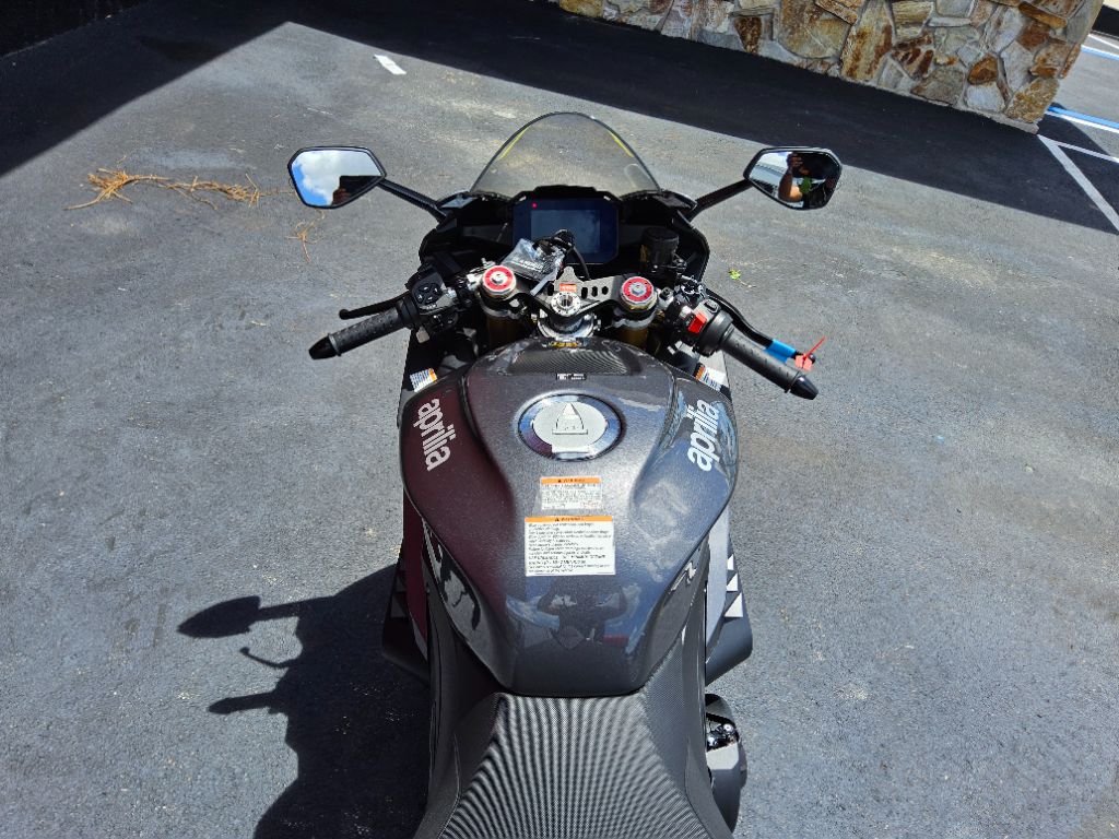 2027 Aprilia Rsv4 - $19,699