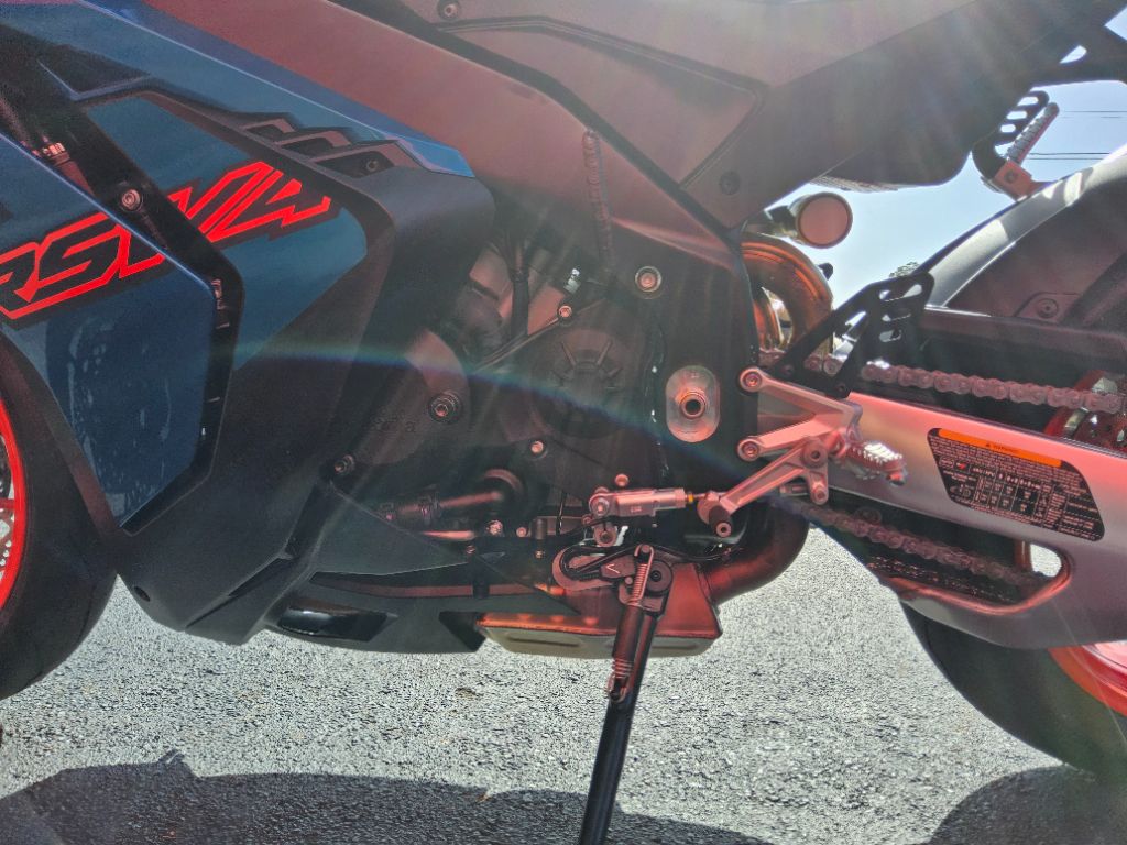 2027 Aprilia Rsv4 - $19,699