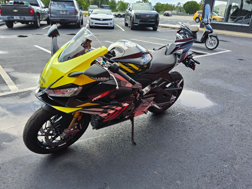 2027 Aprilia RS660 Factory - $14,149