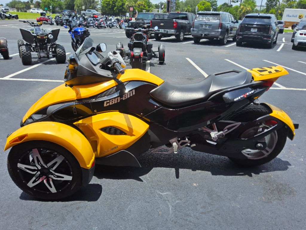 2009 Can-am Spyder - $6,995