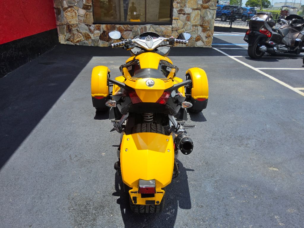 2009 Can-am Spyder - $6,995