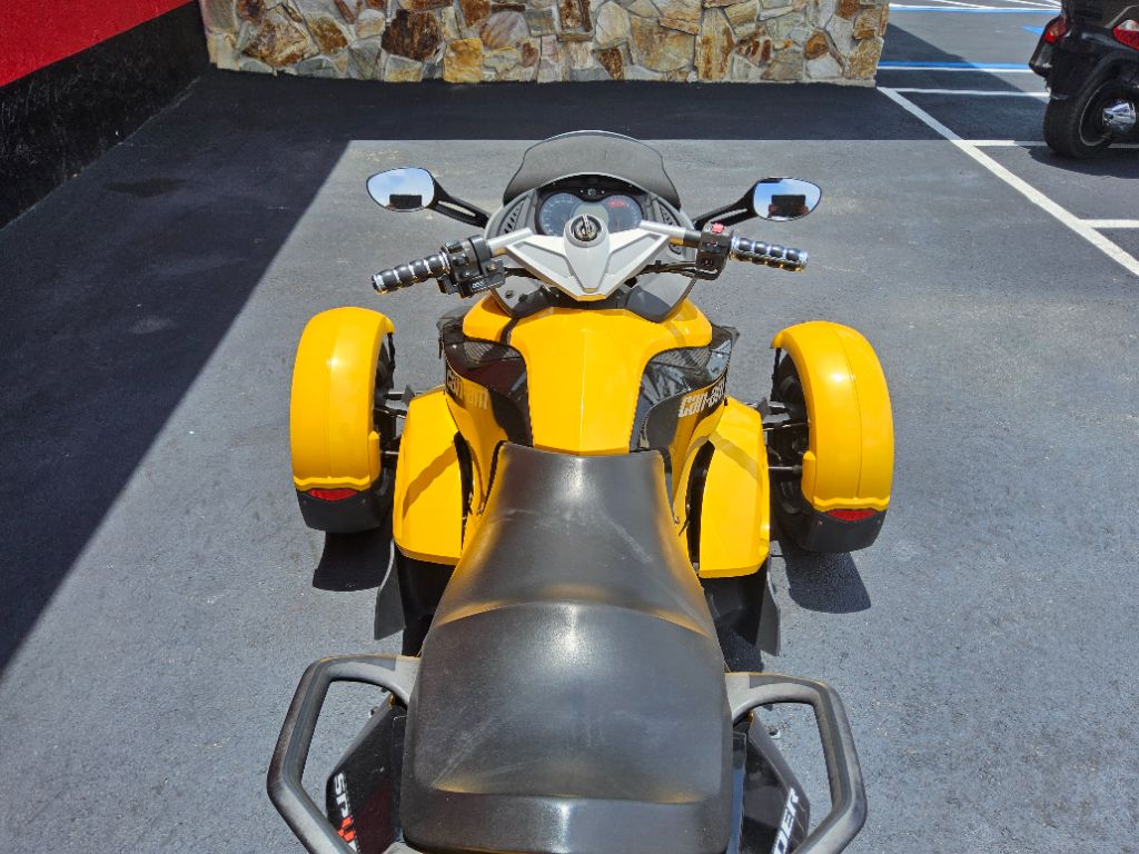 2009 Can-am Spyder - $6,995