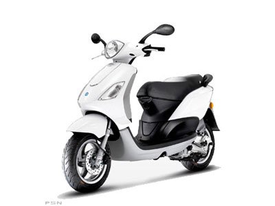 2009 Piaggio And Vespa Lx / Lxv / S / Fly - $950