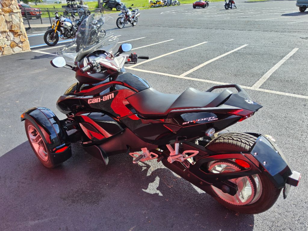 2012 Can-am Spyder - $8,800