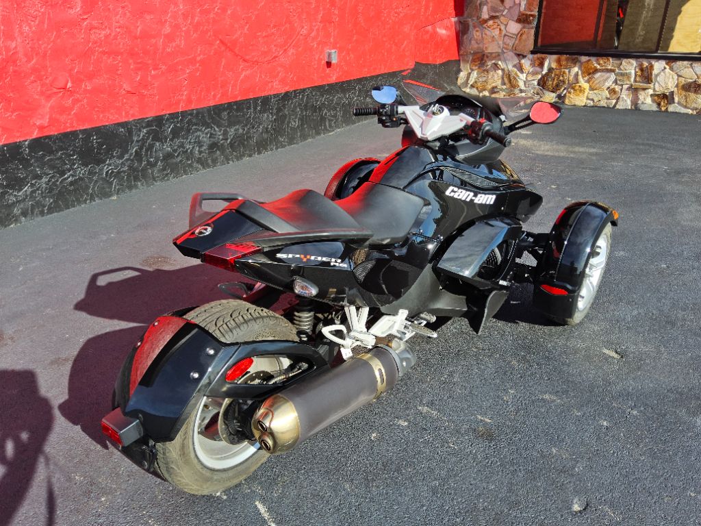 2012 Can-am Spyder - $8,800