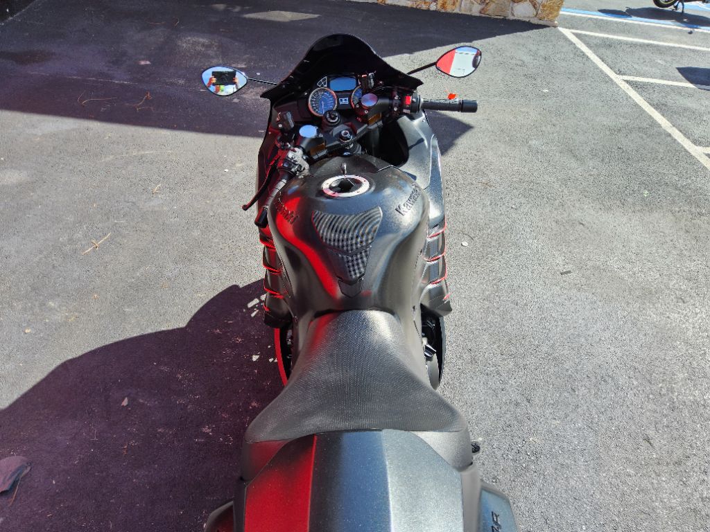 2016 Kawasaki Ninja Zx-14r - $9,999