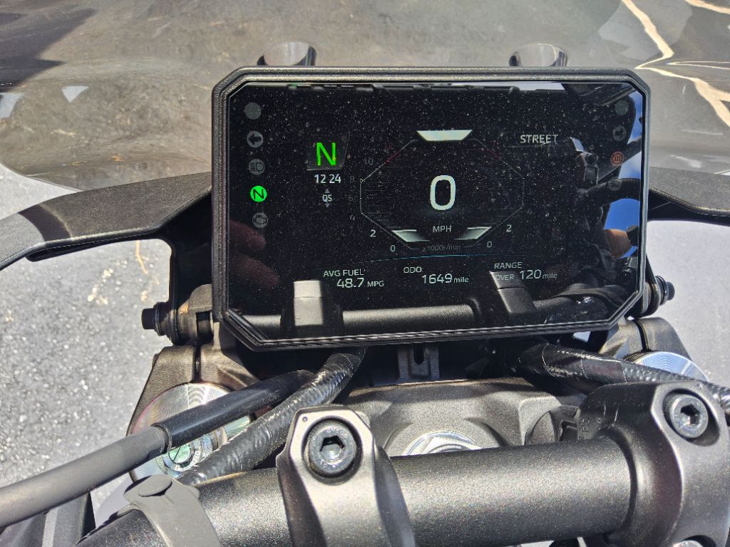 2024 Yamaha Mt-09 - $10,500