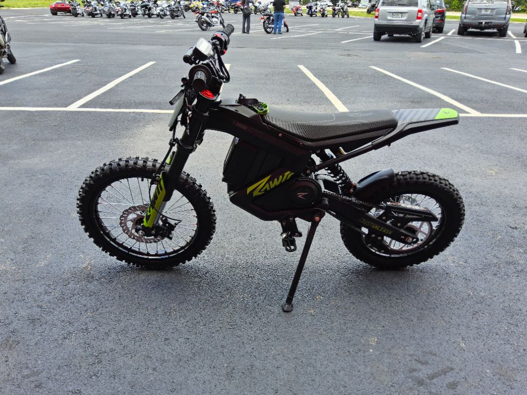 2025 Rawrr Mantis Mini R17