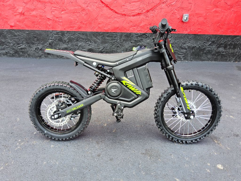2025 Rawrr Mantis Mini R17