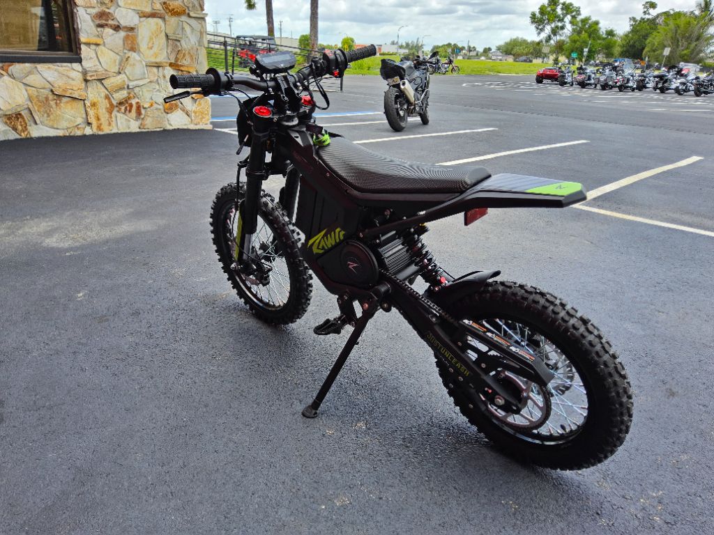 2025 Rawrr Mantis Mini R17