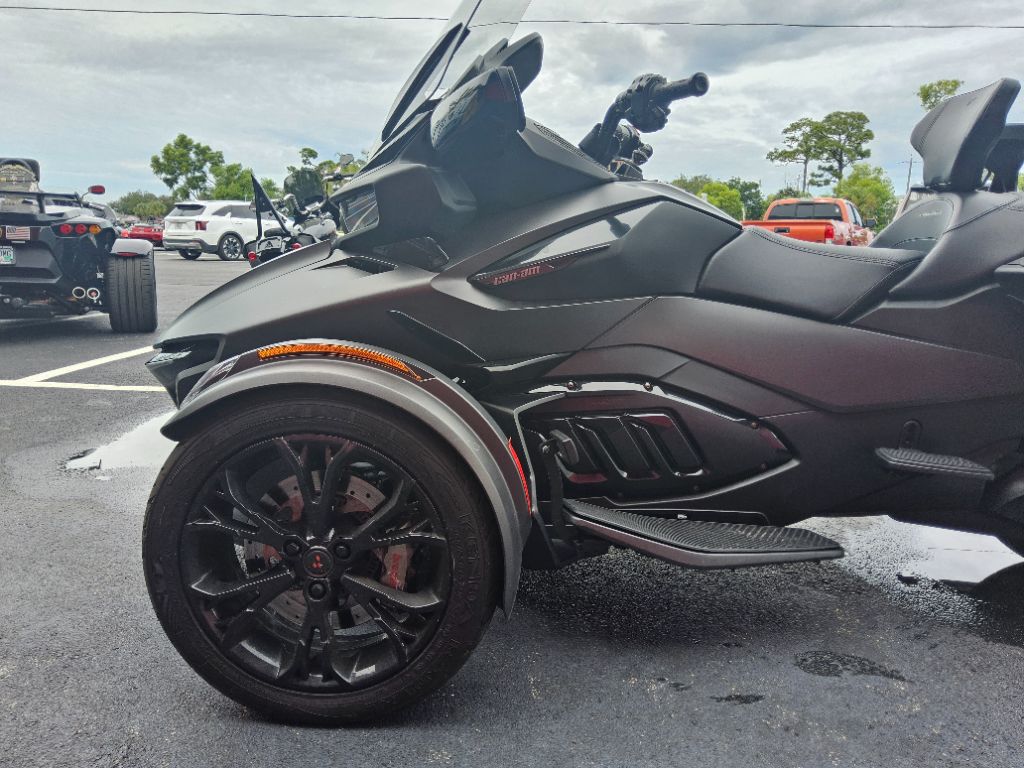2023 Can-am Spyder - $21,500
