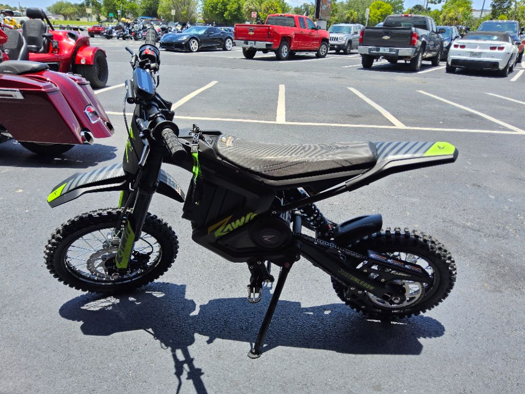 2025 Rawrr Mantis Mini R - $2,399