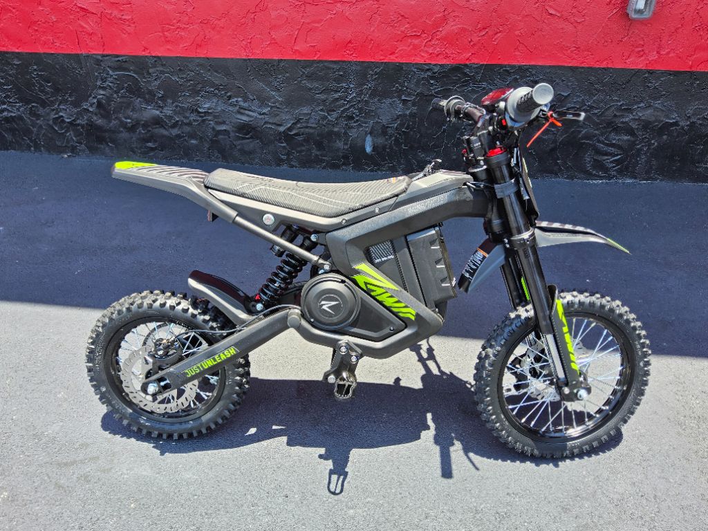 2025 Rawrr Mantis Mini R - $2,399