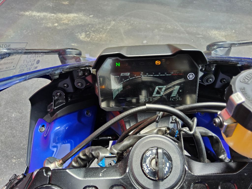 2023 Yamaha R7
