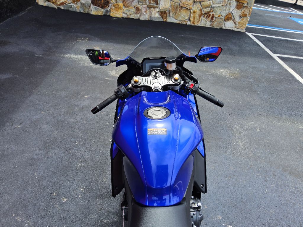 2023 Yamaha R7