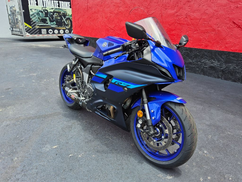 2023 Yamaha R7