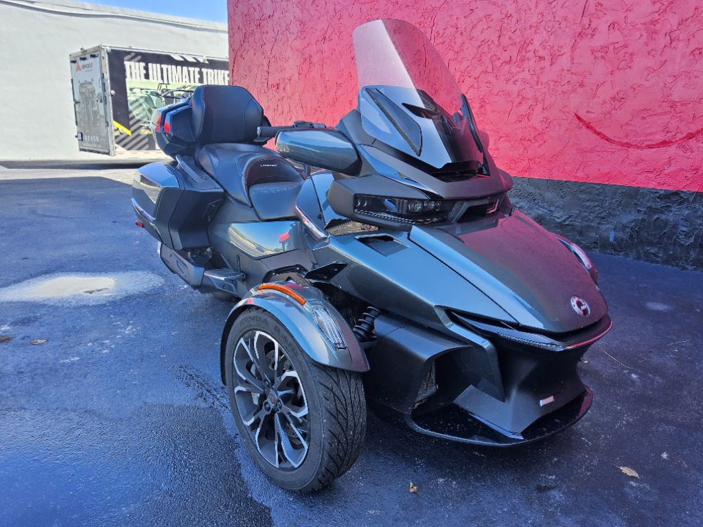 2020 Can-am Spyder - $18,500