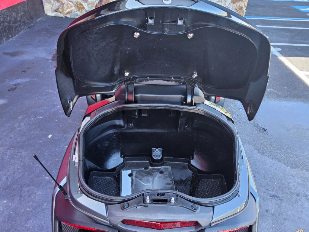2020 Can-am Spyder - $18,500