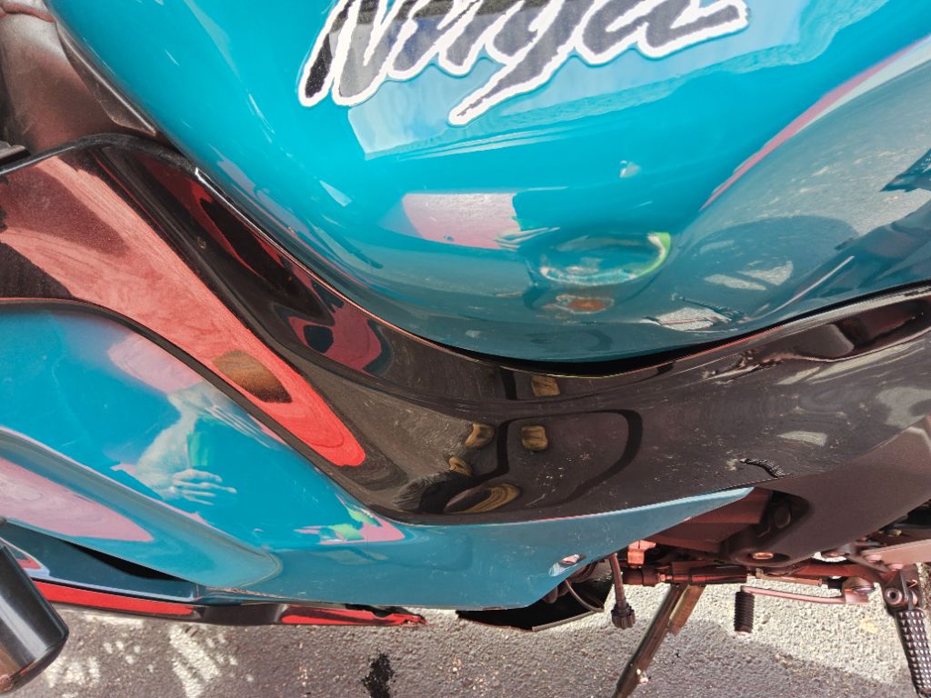 2021 Kawasaki Ninja Zx-6r - $8,500