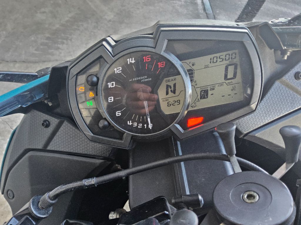 2021 Kawasaki Ninja Zx-6r - $8,500