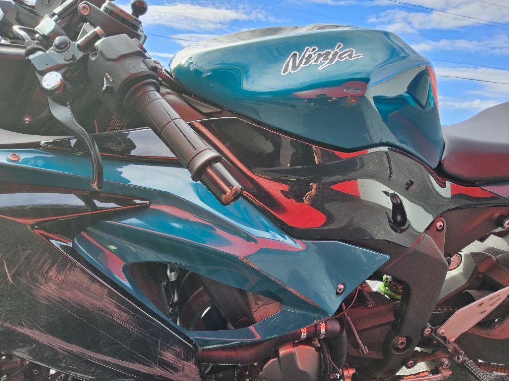 2021 Kawasaki Ninja Zx-6r - $8,500