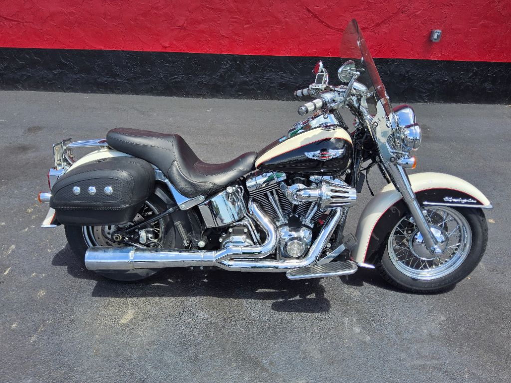2011 Harley-davidson Softail Deluxe - $9,995