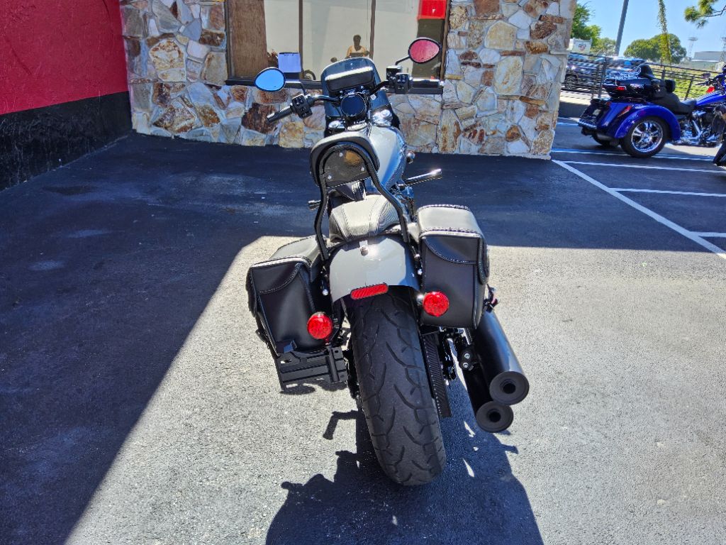 2023 Indian Motorcycle Sport Chief - $11,500
