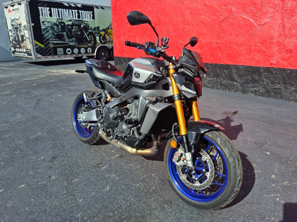 2025 Yamaha Mt-09 - $11,500