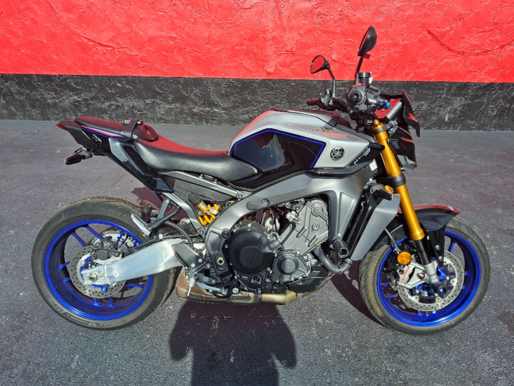 2025 Yamaha Mt-09 - $11,500