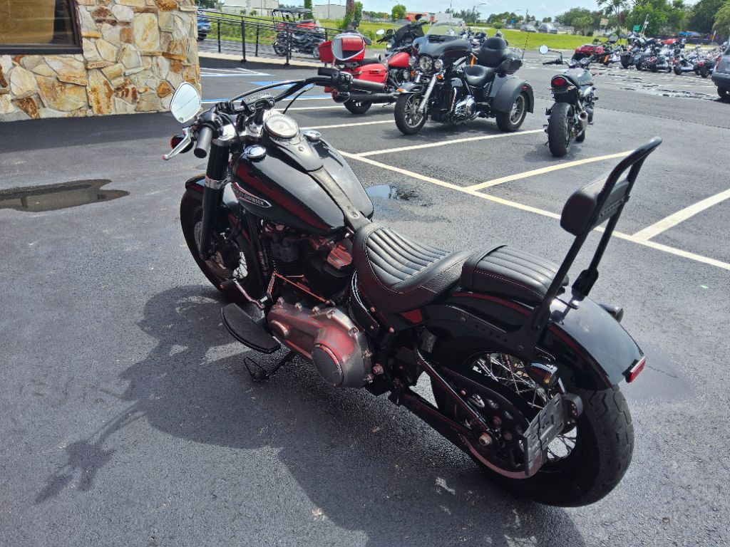 2020 Harley Davison Softail Slim - $10,900